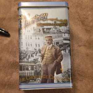 💥FALL SALE💥Series 2 Hershey Collectible Tin with Vintage Design